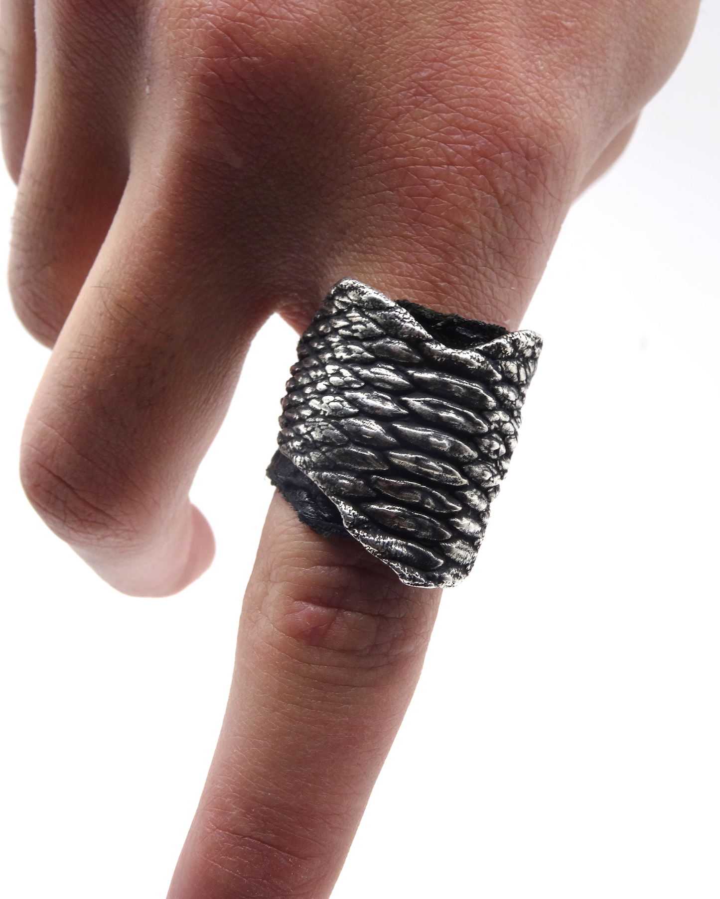 SCALE RING