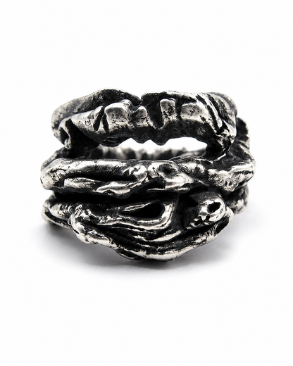 Cavity Ring 925 sterling silver hollow architectural form Exoderme Collection DYSKINESIAA Paris front