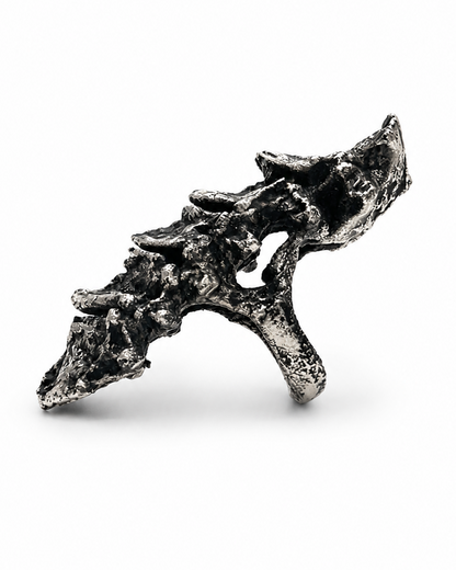 CREST RING