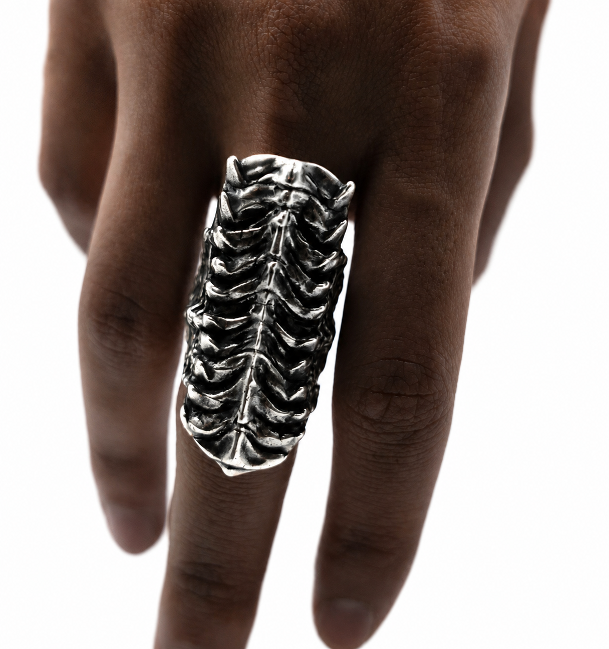 Verteber Ring 925 silver vertebra anatomy unisex statement ring three-quarter view Paris