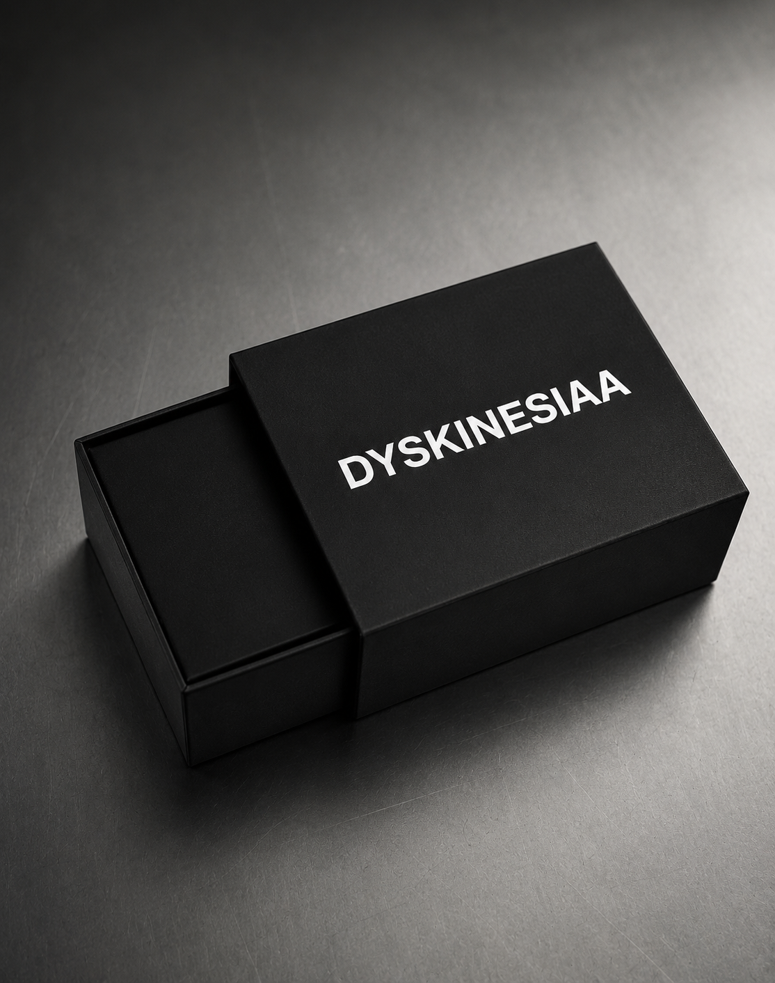 DYSKINESIAA Paris atelier hand-cast 925 sterling silver designer jewelry close-up texture detail