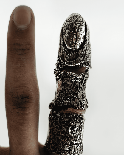 BESPOKE FINGER IMPRESSION